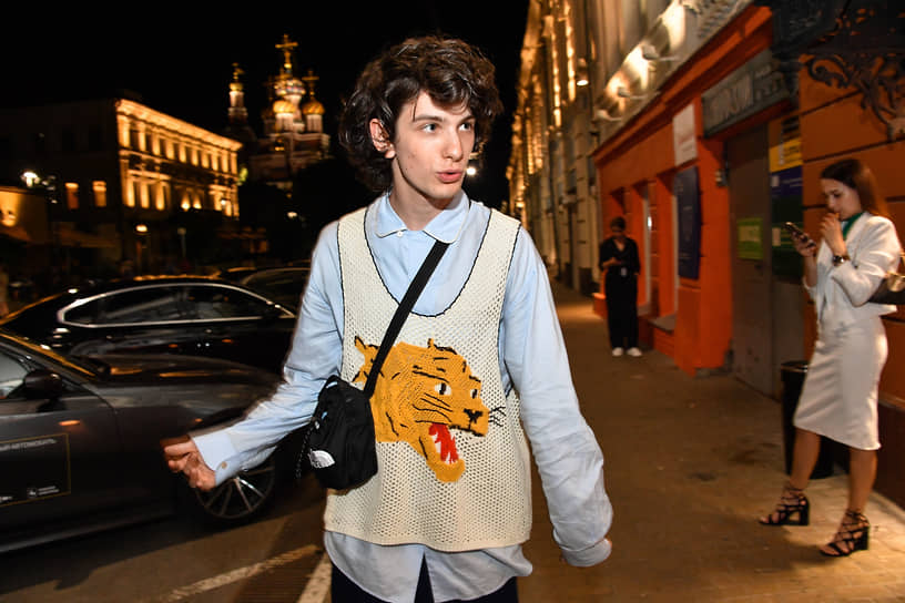 Марк Эйдельштейн и скандал вокруг оскароносной «Аноры» Шона Бэйкера-0