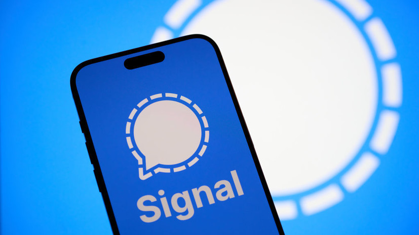 Уоррен обвинил Россию и КНР в попытках взломать Signal