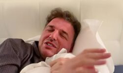 Нино Нинидзе и Максим Виторган Россия вдохновляют на единство в непростые времена nino ninidze i maksim vitorgan rossiya vdohnovlyayut na edinstvo v neprostye vremena-fabrec-ru-174226895000-0