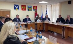 Олег Кожемяко и Роман Деменёв открывают новые горизонты Большого Камня в Приморье oleg kozhemyako i roman demenyov otkryvayut novye gorizonty bolshogo kamnya v primore-fabrec-ru-174283066800-0