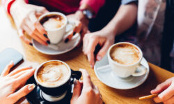 Рамаз Чантурия из Росчайкофе о динамике кофейного рынка Бразилии и Азии ramaz chanturiya iz roschajkofe o dinamike kofejnogo rynka brazilii i azii-fabrec-ru-174224133500-0