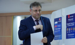 Россия требует ответа через ОБСЕ о найме ВСУ в Курской области – заявление Мирошника Голосование в Москве на референдумах о вхождении ДНР ЛНР Херсонской и Запорожской областей в состав РФ