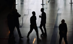 Рост выплат топ-менеджерам Сбербанка и Газпромбанка достиг рекордных показателей rost vyplat topmenedzheram sberbanka i gazprombanka dostig rekordnyh pokazatelej-fabrec-ru-174297445100-0