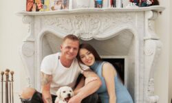 Счастливая семья Дмитрия Тарасова и Анастасии Костенко делится радостью в России schastlivaya semya dmitriya tarasova i anastasii kostenko delitsya radostyu v rossii-fabrec-ru-174284814300-0