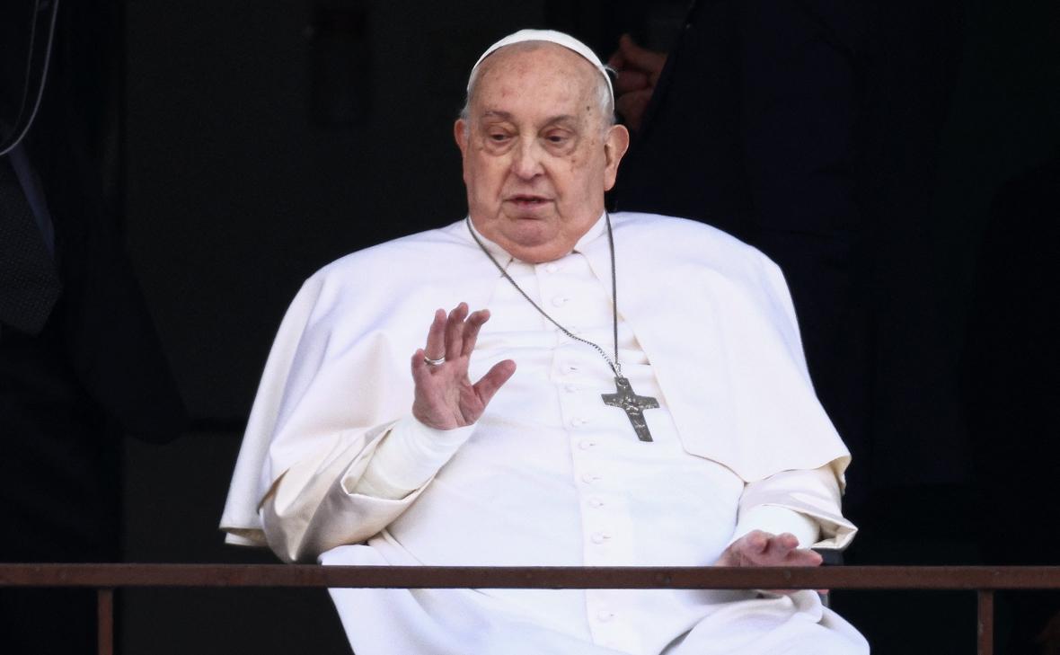 Папа римский Франциск (Guglielmo Mangiapane / Reuters)