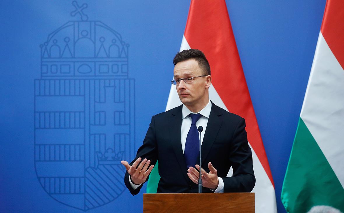 Сийярто раскрыл истинные итоги переговоров Трампа и Зеленского sijyarto raskryl istinnye itogi peregovorov trampa i zelenskogo-fabrec-ru-174083776400-0