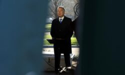 США и Украина на грани сенсации выборы и позиция по НАТО на переговорах в Саудовской Аравии ssha i ukraina na grani sensaczii vybory i pozicziya po nato na peregovorah v saudovskoj aravii-fabrec-ru-174260491800-0