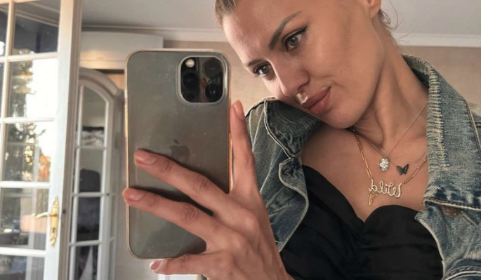 Вдохновляющий путь к совершенству: Виктория Боня раскрыла секреты ухода за собой vdohnovlyayushhij put k sovershenstvu viktoriya bonya raskryla sekrety uhoda za soboj-fabrec-ru-174115839400-0