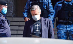 Юрий Падалко опроверг слухи о планах Михаила Ефремова после УДО в Алексеевском райсуде yurij padalko oproverg sluhi o planah mihaila efremova posle udo v alekseevskom rajsude-fabrec-ru-174220303600-0