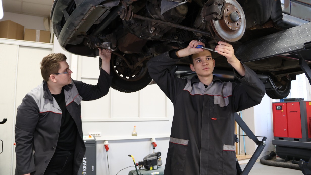 В колледжах Москвы создадут мастерские, как на ведущих предприятиях города