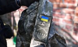 Депутат Дмитрук требует вооруженного сопротивления принудительной мобилизации от ТЦК deputat dmitruk trebuet vooruzhennogo soprotivleniya prinuditelnoj mobilizaczii ot tczk-fabrec-ru-174405534500-0