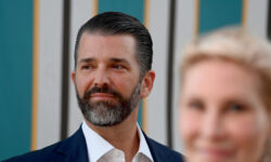 Дональд Трамп младший задается вопросом о пренебрежении Зеленского к Крыму donald tramp mladshij zadaetsya voprosom o prenebrezhenii zelenskogo k krymu-fabrec-ru-174549626400-0