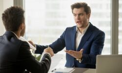 Елена Драпеко и Госдума выступают за увеличение штрафов за мат elena drapeko i gosduma vystupayut za uvelichenie shtrafov za mat-fabrec-ru-174403350000-0