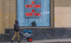 Федор Сидоров прогнозирует рубль на фоне действий Центробанка и переговоров США fedor sidorov prognoziruet rubl na fone dejstvij czentrobanka i peregovorov ssha-fabrec-ru-174351221100-0