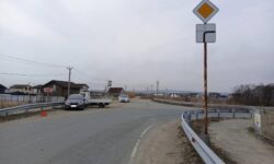 ГИБДД Приморья призывает к безопасности - уроки аварий с Toyota Carina и Mazda Bongo gibdd primorya prizyvaet k bezopasnosti uroki avarij s i -fabrec-ru-174489423100-0