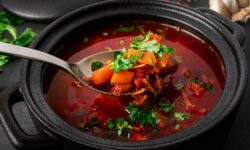 Холодный борщ с колбасой и кефиром является яркой альтернативой окрошке holodnyj borshh s kolbasoj i kefirom yavlyaetsya yarkoj alternativoj okroshke-fabrec-ru-174541916700-0