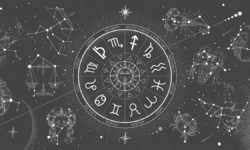 Ключевые тенденции для Овнов и Львов в солнечный день 28 апреля Astrology wheel with zodiac signs on constellation map backgroun