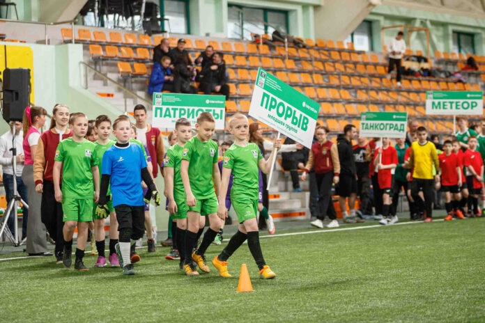 Команда Патриоты и юные уральцы побеждают на Всероссийских футбольных стартах Будущее зависит от тебя-0