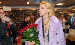 Кристина Орбакайте делится радостью творчества — концерты семья и новые горизонты kristina orbakajte delitsya radostyu tvorchestva konczerty semya i novye gorizonty-fabrec-ru-174519291600-0