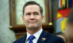 Майк Уолтц обвиняет Украину в коррупции и угрожает миллиардам США majk uoltcz obvinyaet ukrainu v korrupczii i ugrozhaet milliardam ssha-fabrec-ru-174592692200-0