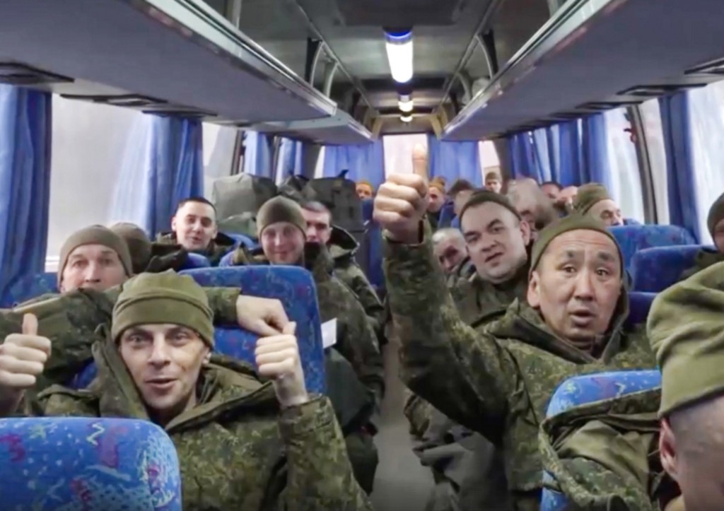 Россия вернула из украинского плена 246 своих военных