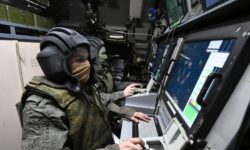 Минобороны РФ за ночь перехватило 71 вражеский дрон minoborony rf za noch perehvatilo 71 vrazheskij dron-fabrec-ru-174487829800-0