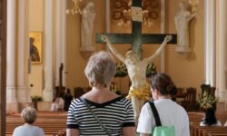 Папа Римский Франциск в Памяти Поколений - Николай Дубинин Призывает к Молитве papa rimskij franczisk v pamyati pokolenij nikolaj dubinin prizyvaet k molitve-fabrec-ru-174523251600-0