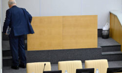 Правительственная комиссия и Госдума совершенствуют подходы к защите детства pravitelstvennaya komissiya i gosduma sovershenstvuyut podhody k zashhite detstva-fabrec-ru-174402214700-0