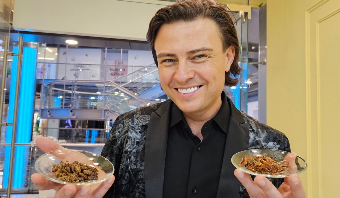 "С ножом отец, который хотел нас убить, и я выжил": Прохор Шаляпин рассказал о своем непростом детстве