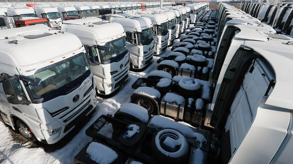 Российские грузовики КамАЗ и МАЗ укрепляют позиции на фоне изменений рынка-0