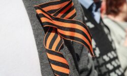 Сергей Лавров обвинит ЕС и Литву в надругательстве над памятью 9 Мая? sergej lavrov obvinit es i litvu v nadrugatelstve nad pamyatyu 9 maya-fabrec-ru-174525387500-0