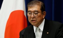 Сигэру Исиба и Дональд Трамп находят пути укрепления экономики Японии sigeru isiba i donald tramp nahodyat puti ukrepleniya ekonomiki yaponii-fabrec-ru-174436816900-0