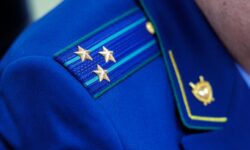 СК России по Приморью сообщает об успешном задержании членов ОПГ в Находке sk rossii po primoryu soobshhaet ob uspeshnom zaderzhanii chlenov opg v nahodke-fabrec-ru-174576292200-0