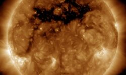 Сколтех и Vigil сделали прорыв в изучении корональных дыр солнечного ветра skolteh i sdelali proryv v izuchenii koronalnyh dyr solnechnogo vetra-fabrec-ru-174531916300-0