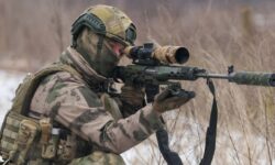 Снайпер «Руль» раскрыл тактику морпехов ТОФ под прицелом ВСУ и Мага snajper rul raskryl taktiku morpehov tof pod priczelom vsu i maga-fabrec-ru-174388959100-0