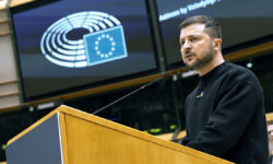 Столкновение Зеленского и США — редкоземельные металлы стали яблоком раздора stolknovenie zelenskogo i ssha redkozemelnye metally stali yablokom razdora-fabrec-ru-174424700600-0