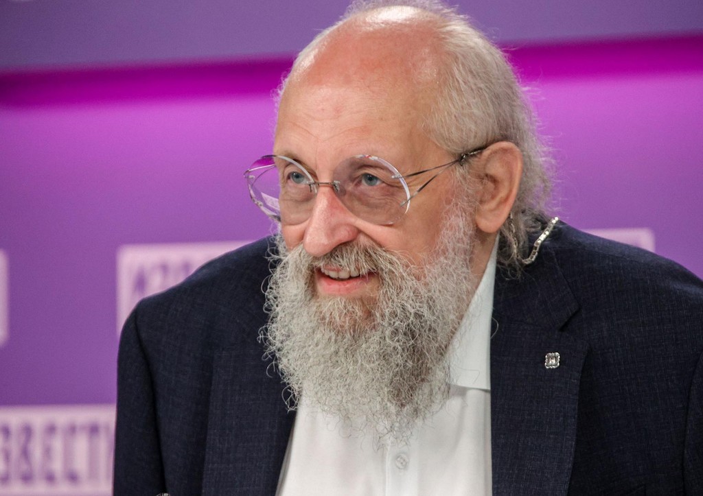 Анатолий Вассерман