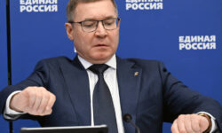 Владимир Якушев и Единая Россия объясняют изменения в регионах vladimir yakushev i edinaya rossiya obyasnyayut izmeneniya v regionah-fabrec-ru-174534644000-0