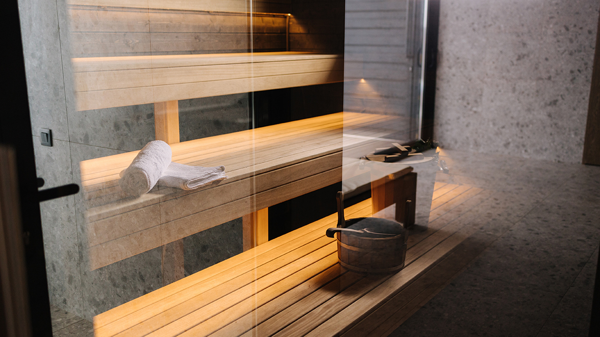 «Царьград»: Мигранты не пускали российских посетителей в баню в Москве