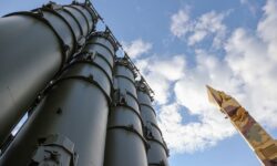 ВСУ атакуют южные регионы - ПВО Воронежской области сбили 10 дронов vsu atakuyut yuzhnye regiony pvo voronezhskoj oblasti sbili 10 dronov-fabrec-ru-174477395800-0