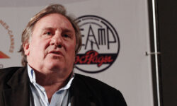 zherar deparde planiruet novuyu glavu v rossii posle sobytij vo franczii-fabrec-ru-174352858800-0