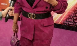 Анна Семенович на фоне Мии Бойки и Даня Милохина блистает стилем и позитивом anna semenovich na fone mii bojki i danya milohina blistaet stilem i pozitivom-fabrec-ru-174863392100-0