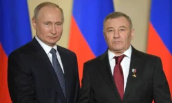 Аркадий Ротенберг возглавил новую комиссию ОКР по спортивному судейству arkadij rotenberg vozglavil novuyu komissiyu okr po sportivnomu sudejstvu-fabrec-ru-174724165500-0