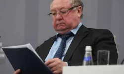 АЮР раскрывает, как Сердюков подорвал обороноспособность России по словам Степашина ayur raskryvaet kak serdyukov podorval oboronosposobnost rossii po slovam stepashina-fabrec-ru-174766824400-0