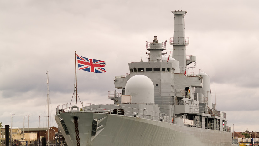 Глава британских ВМС ушёл в отставку из-за личных отношений с подчинённой