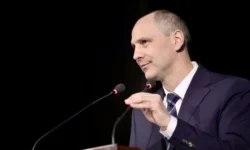 Денис Паслер заявил о будущем химической отрасли Свердловской области denis pasler zayavil o budushhem himicheskoj otrasli sverdlovskoj oblasti-fabrec-ru-174814825800-0