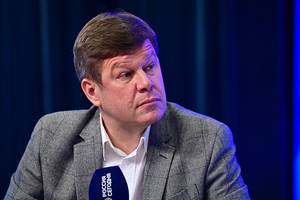 Дмитрий Губерниев