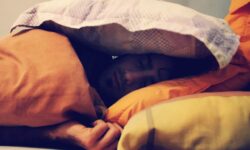 Хроническая бессонница и временное недосыпание влияют на мозг hronicheskaya bessonnicza i vremennoe nedosypanie vliyayut na mozg-fabrec-ru-174609184900-0