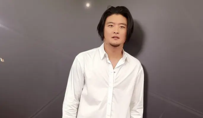 Бросившийся во время пожара в огонь Анатолий Цой вышел на связь