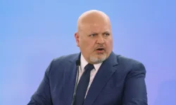 Карим Хан рассматривает новое будущее МУС после завершения расследования ООН karim han rassmatrivaet novoe budushhee mus posle zaversheniya rassledovaniya oon-fabrec-ru-174741428900-0